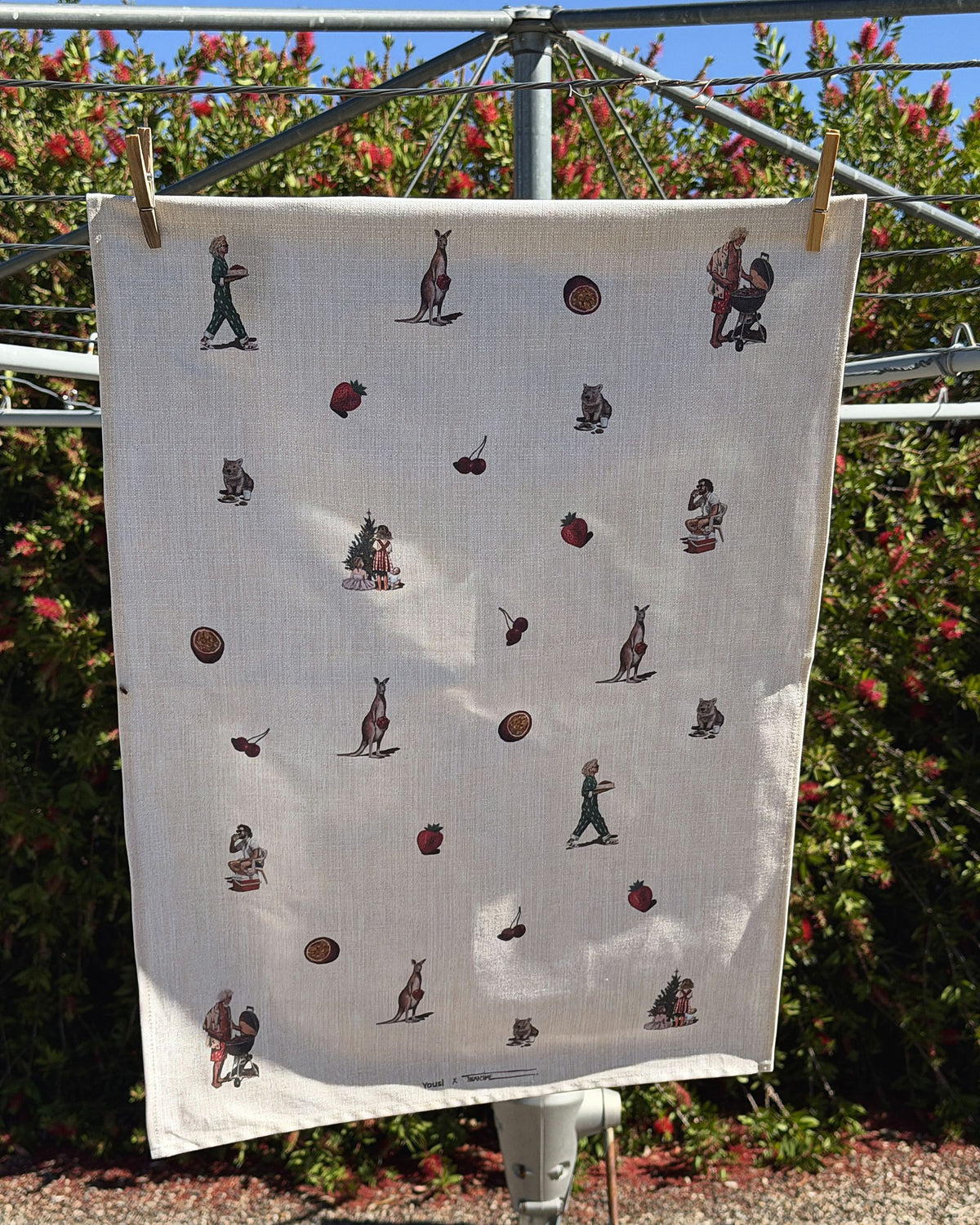Pre-Order: Aussie Christmas Tea Towel